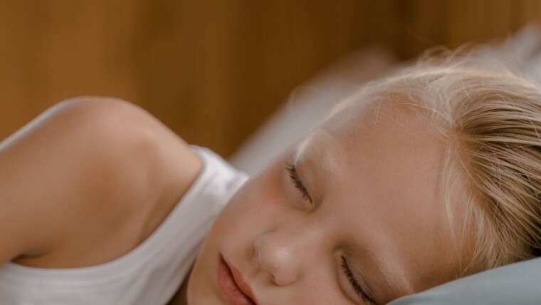Building Healthy Sleep Habits in Kids